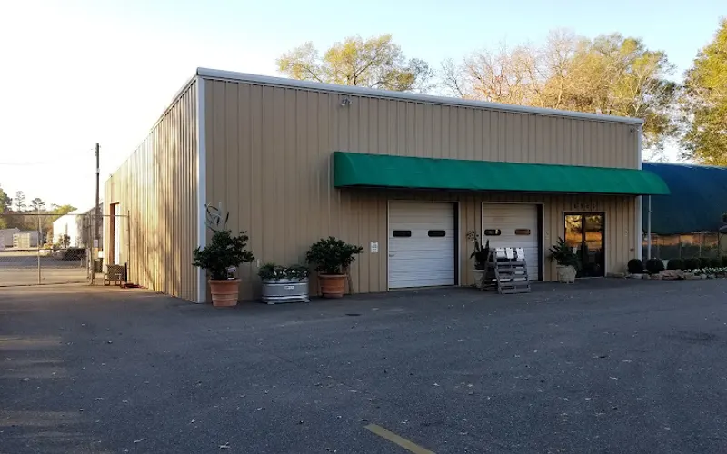 Garrison's Greenwood Gardens — Garden center