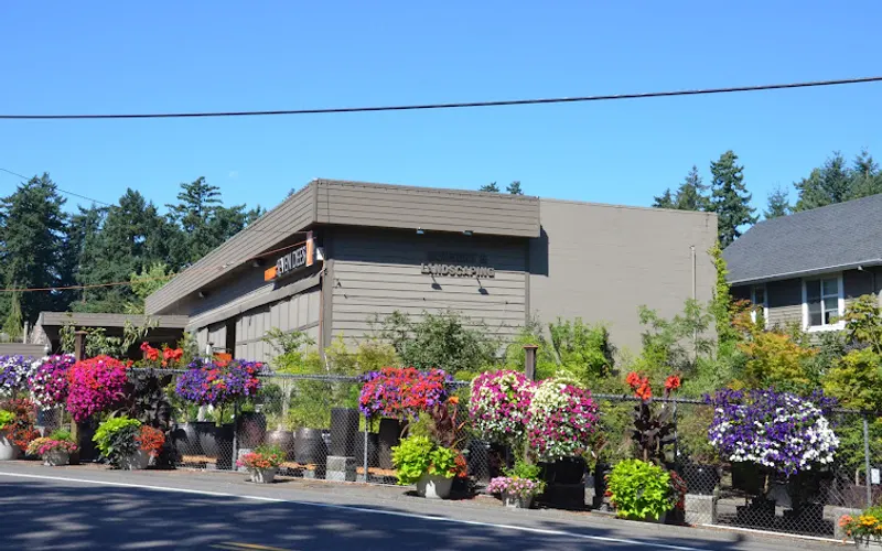 Dennis' 7 Dees Garden Center — Garden center