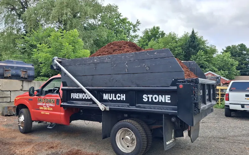 Tri-Town Landscape Materials — Topsoil supplier