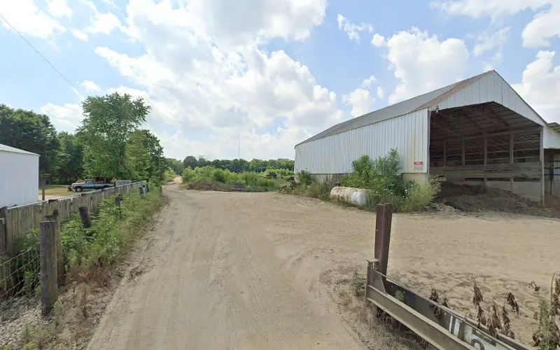 Chris Wicker - Dirt Depot — Topsoil supplier