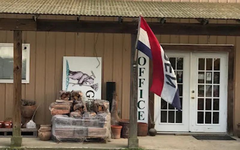 Grizzly's Landscape Supply & Services — Mulch supplier