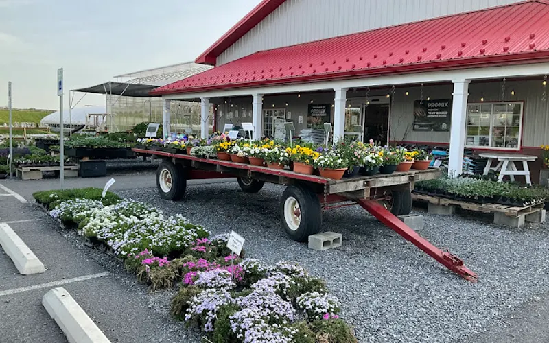 Jenne's Garden Center & Farm — Landscaping supply store