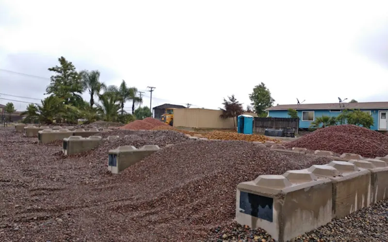 Southern California Mulch — Topsoil supplier