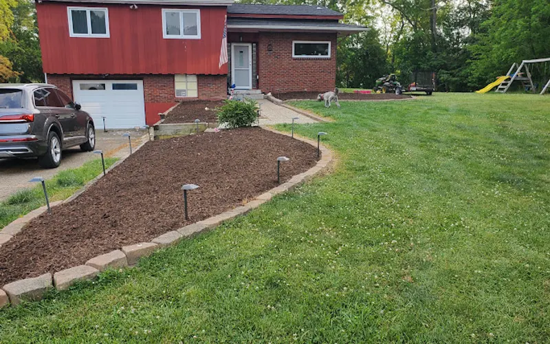 Diamond Mulch, Inc. — Mulch supplier