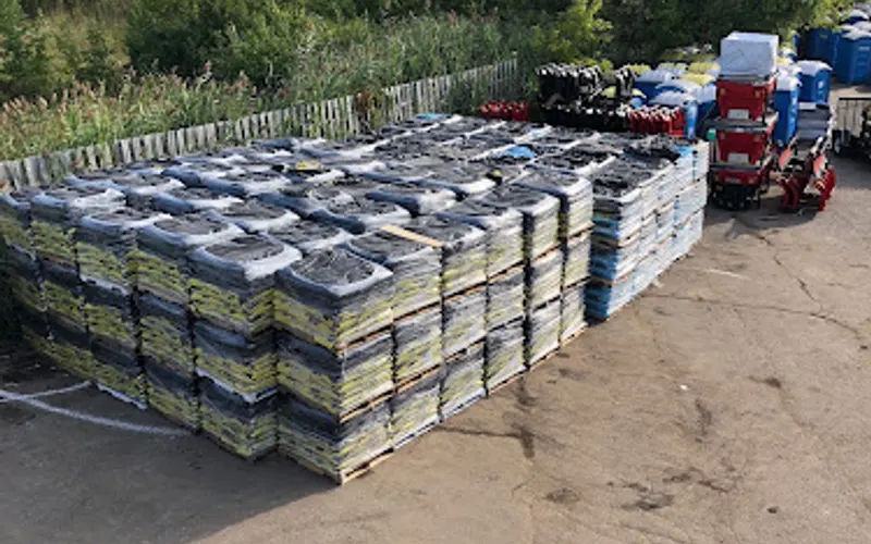 R Rasch Inc — Landscaping supply store