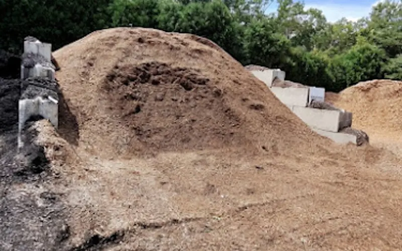 A.Z Tree Services & Landscape Supply — Topsoil supplier