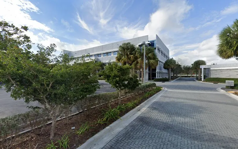 Regional Landcare - Commercial Landscape Maintenance — Landscaper