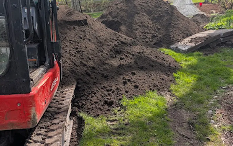Cascade Compost & Soil — Topsoil supplier