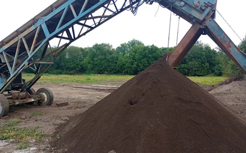 Gritstone Sand and Gravel — Topsoil supplier