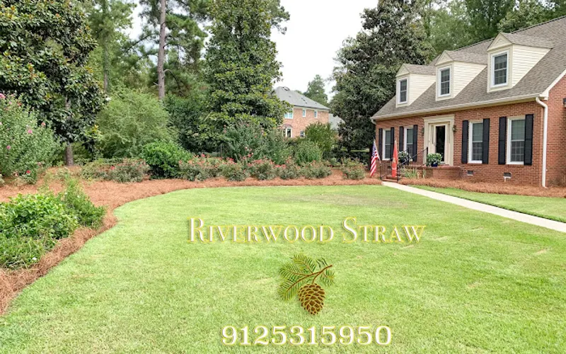 Riverwood straw — Landscaping supply store