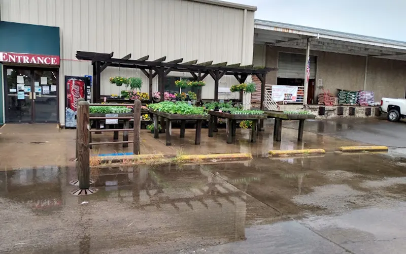 Farmers Cooperative Fort Smith — Home improvement store