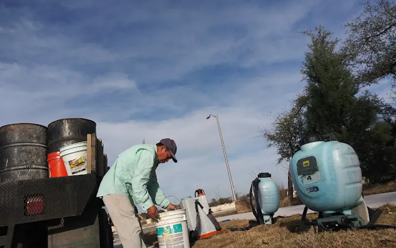Round Rock Hydro-Mulch, Inc. — Mulch supplier