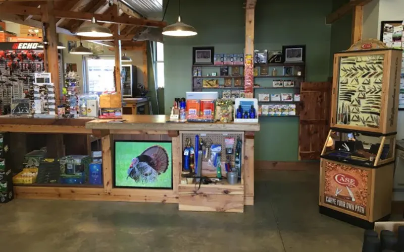 River Valley Resources — Animal feed store