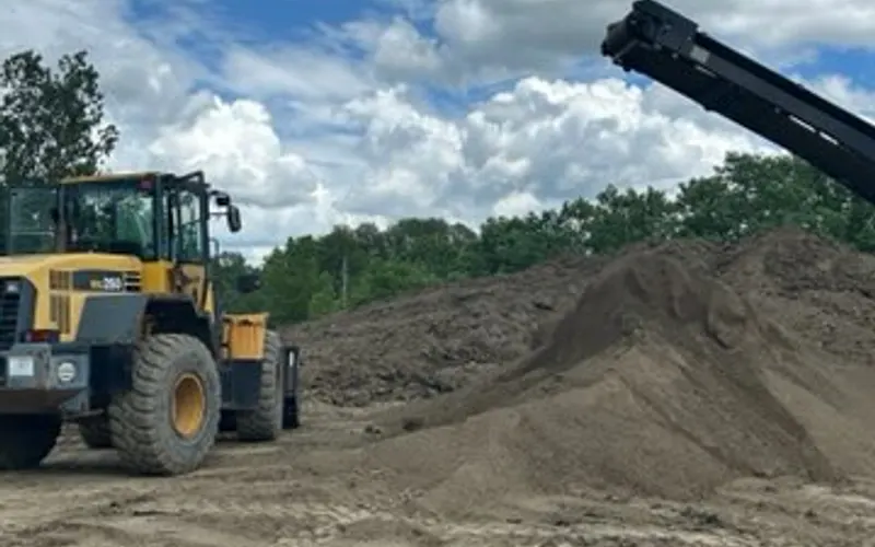 Medina Soils Company — Topsoil supplier