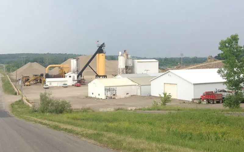 Small's Sand & Gravel Inc — Sand & gravel supplier