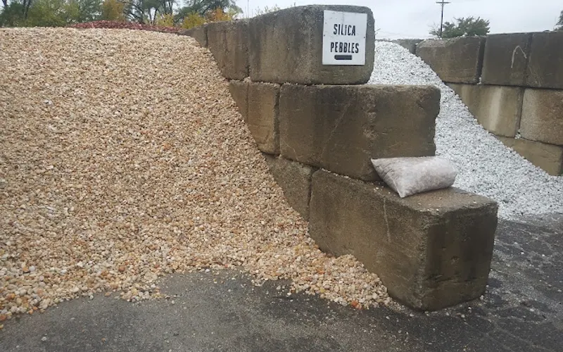 Merlino's Bushel Center Landscaping & Nursery — Topsoil supplier
