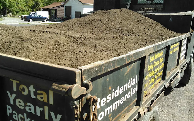 Toms Lawn Service tomsmulchsoilsupply — Topsoil supplier