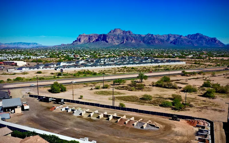 Rockstar Landscape Materials — Sand & gravel supplier