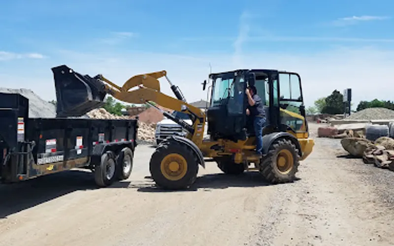 Pioneer Landscape Centers — Topsoil supplier