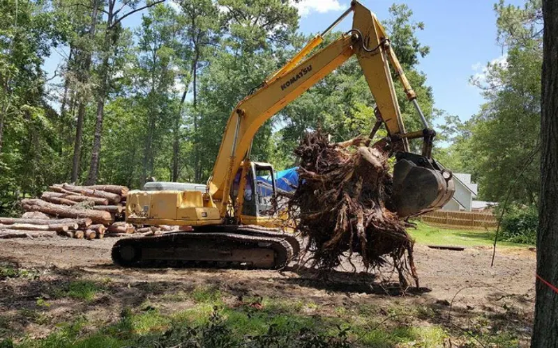 B & M Construction & Hauling — Construction company