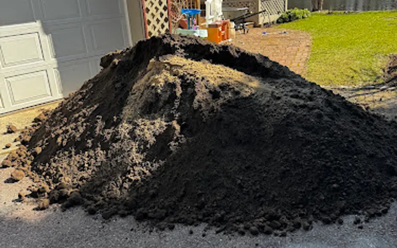 Quincy Landscape Supply — Sand & gravel supplier