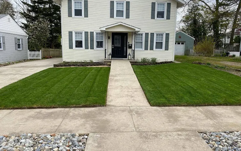 D.Hall Landscaping LLC — Landscaper