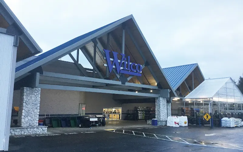 Wilco Farm Store — Animal feed store