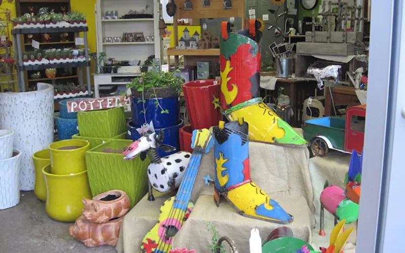 Garden Glove Inc — Garden center