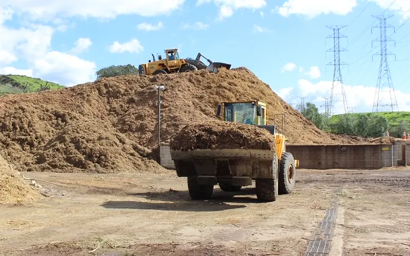 North Hills Recycling — Recycling center