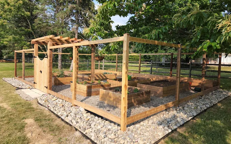 Klaumenzer's 309 mulch yard — Mulch supplier