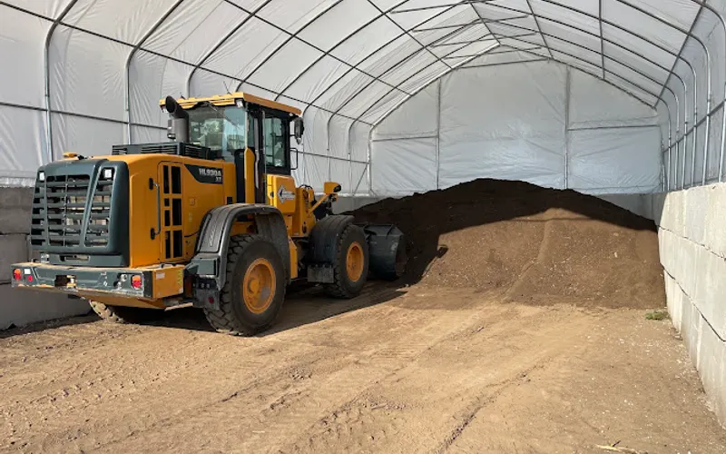 KC Topsoil — Topsoil supplier