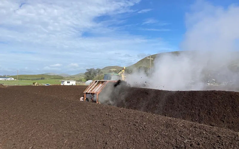 Cal Poly Compost — Topsoil supplier