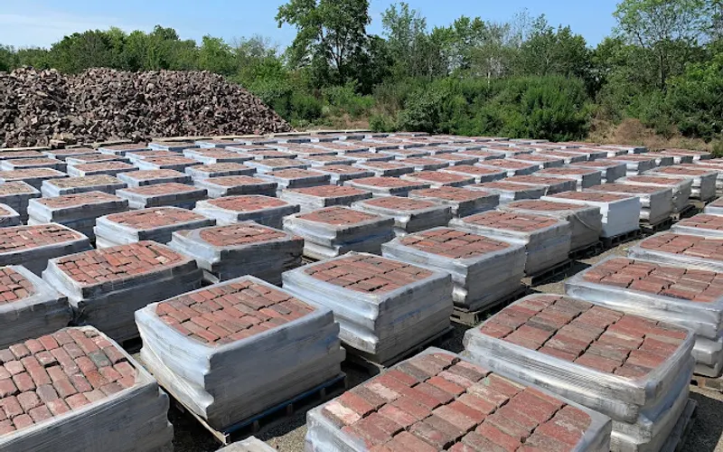 Experienced Brick & Stone — Landscaping supply store