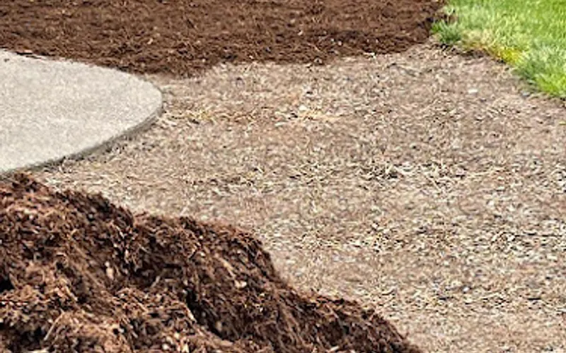Dick's Barkdust — Mulch supplier