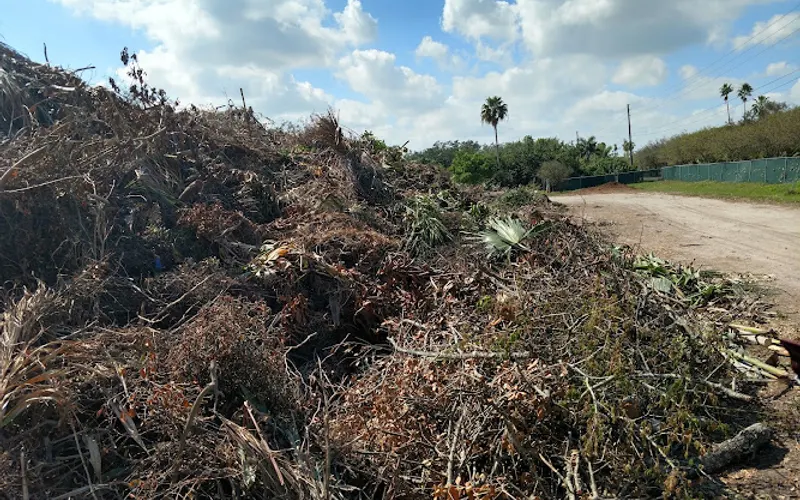 St. Petersburg Brush and recycling — Recycling center