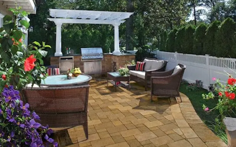 Sam White & Sons Inc — Landscaping supply store