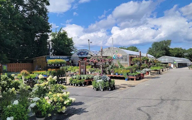 McCue Garden Center — Garden center