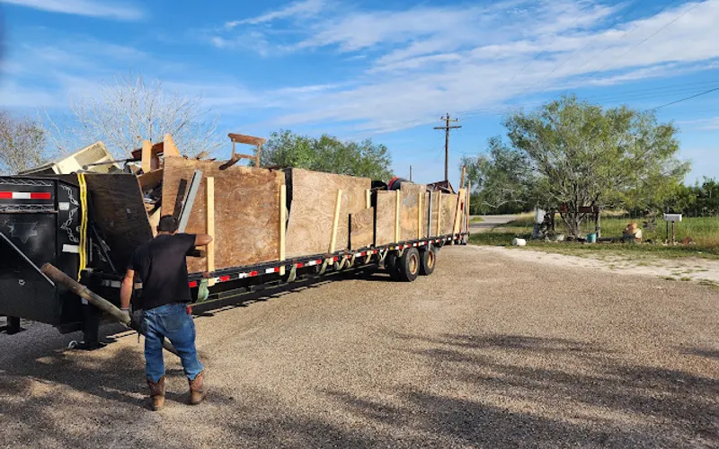 TEXAS JUNK REMOVAL — Debris removal service