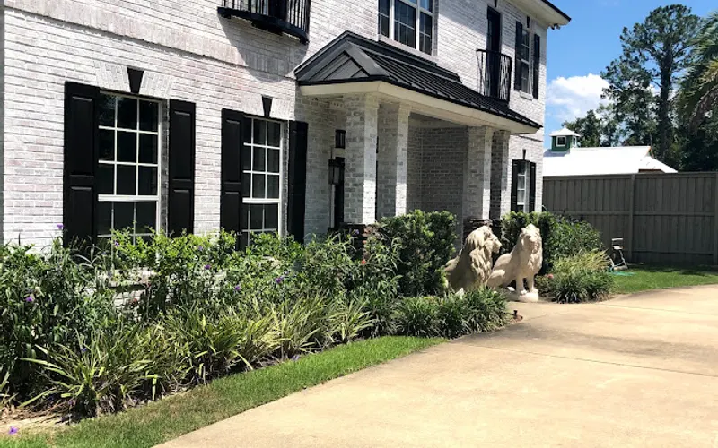 TLC Outdoors LLC — Lawn care service