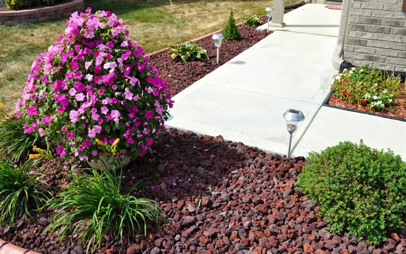 Rogers Landscape Supply — Topsoil supplier
