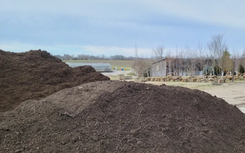 Riverbend Nurseries — Garden center