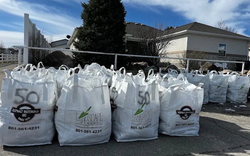 Sandbaggers of Utah — Landscaping supply store