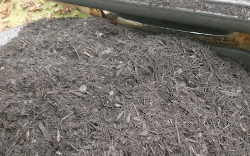 Akron's Finest Mulch — Mulch supplier