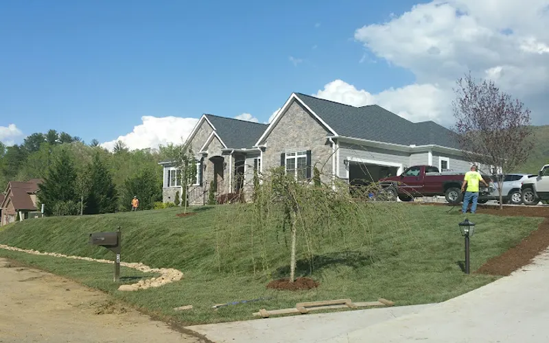 Beam's lawn & Landscape — Lawn care service