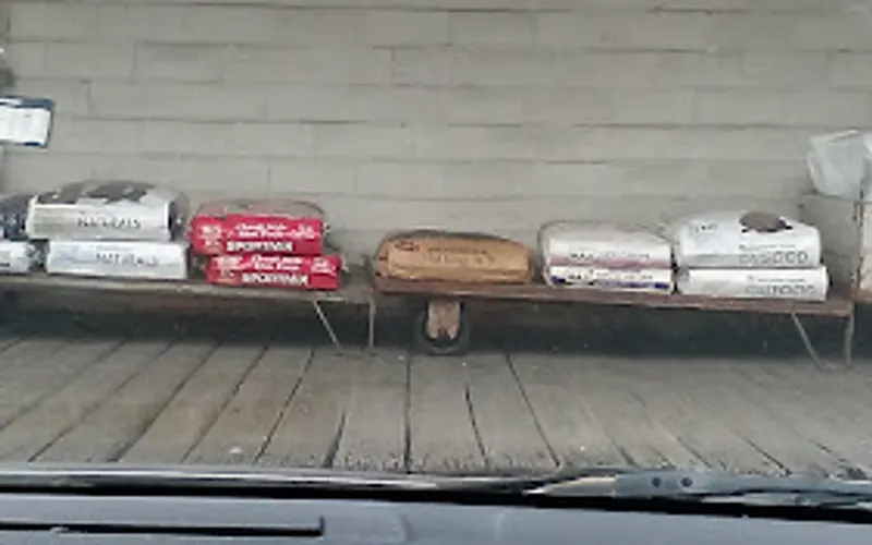 Beaver Agway — Pet supply store