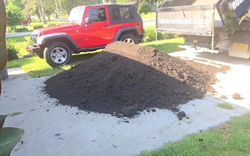 Toledo Landscape Supply — Topsoil supplier