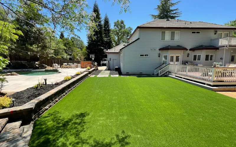 Forest Green Artificial Grass — Landscaping supply store