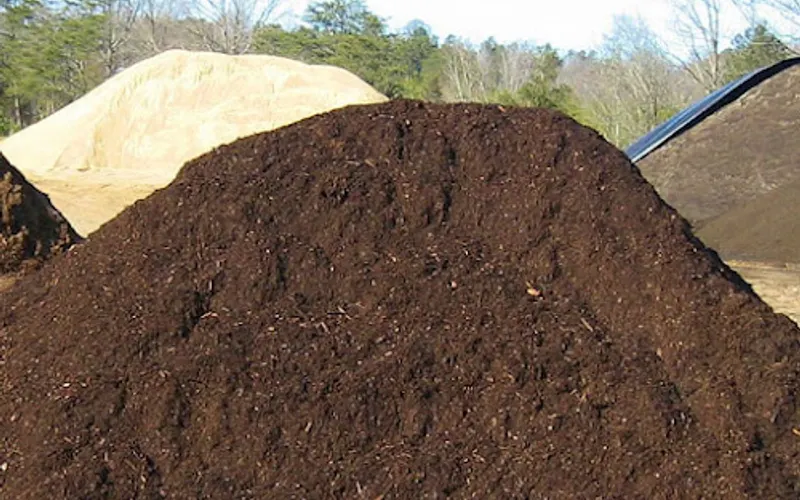 Rose Hauling LLC — Topsoil supplier