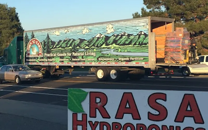 RASA Garden Supply Company — Garden center