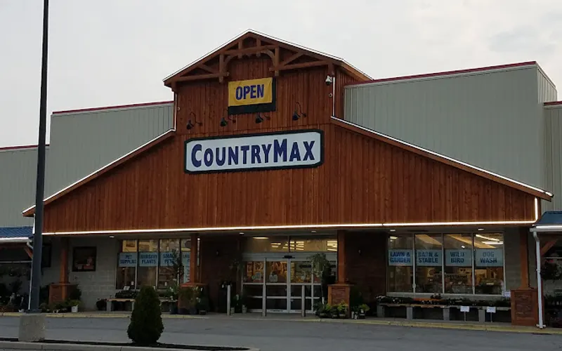 CountryMax - Batavia — Pet supply store